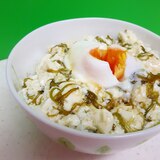 簡単・ヘルシー！(^^)めかぶ豆腐と温玉のせ丼♪